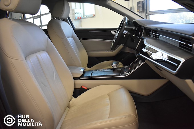 AUDI A6 40 2.0 TDI quattro ultra S tronic Business Sport